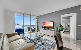 Luxury 1Br Condo W Icon Brickell-Freespa
